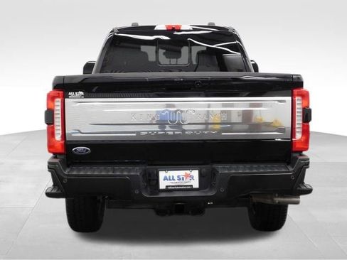 Used 2025 Ford F250 King Ranch w/ FX4 Off-Road Package image 12