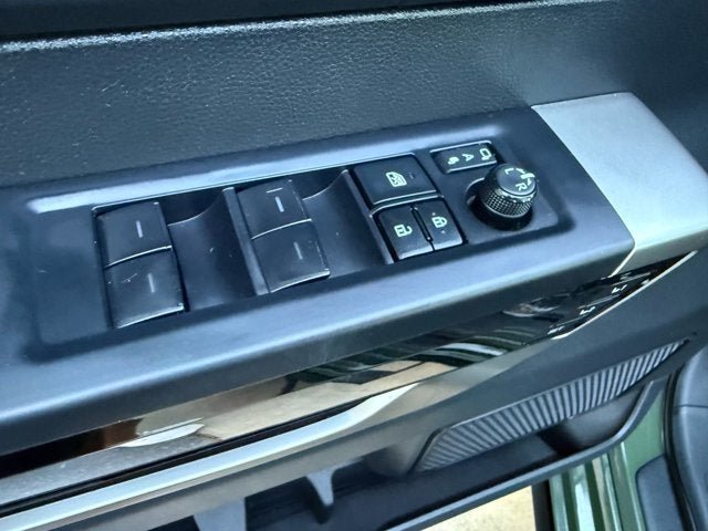 Used 2022 Toyota Tundra Limited AWD/4WD image 12