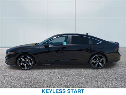 Certified 2025 Honda Accord Sport image 10