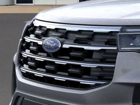 New 2026 Ford Explorer Active w/ Active Comfort Package AWD/4WD image 17