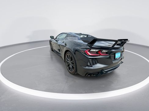 Used 2023 Chevrolet Corvette Stingray Premium Conv w/ Z51 Performance Package RWD image 6