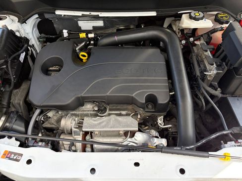 Used 2025 Chevrolet Equinox LT FWD image 28