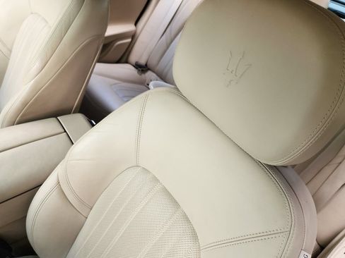 Used 2015 Maserati Ghibli S Q4 AWD/4WD image 26
