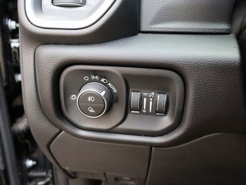 Used 2025 RAM 2500 Laramie image 16