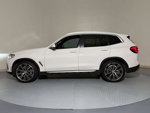 Used 2022 BMW X3 sDrive30i w/ Convenience Package RWD image 2