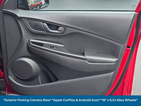 Used 2023 Hyundai Kona SE w/ Cargo Package AWD/4WD image 8