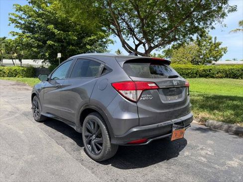 Used 2022 Honda HR-V Sport image 4