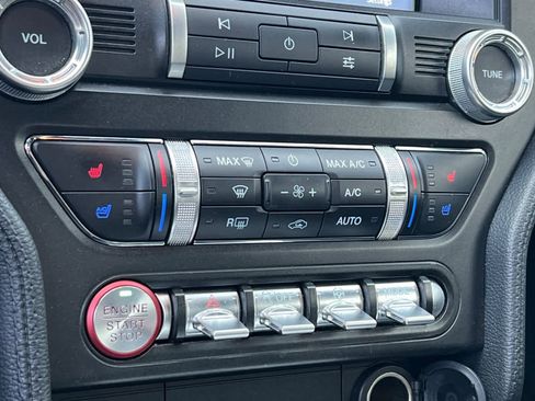 Used 2022 Ford Mustang Premium image 19