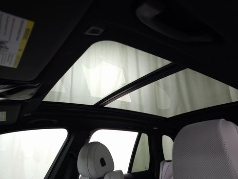 Used 2026 BMW X5 xDrive50e w/ Premium Package AWD/4WD image 14