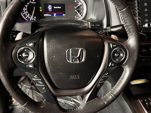 Used 2022 Honda Ridgeline RTL-E image 11