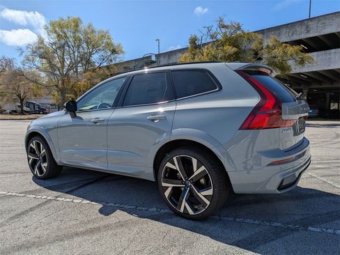 New 2026 Volvo XC60 B5 Ultra w/ Protection Package Premier image 4