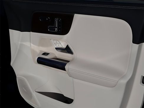 New 2026 Mercedes-Benz GLA 250 4MATIC image 14