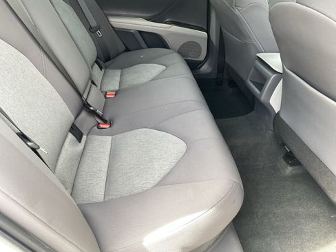 Used 2022 Toyota Camry LE FWD image 13