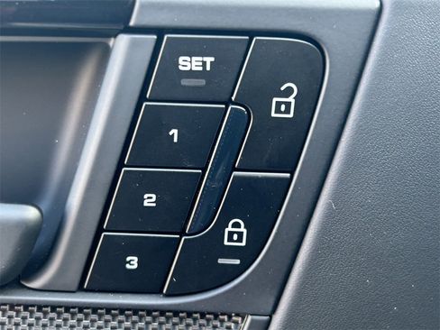 Used 2025 Porsche Cayenne GTS image 27