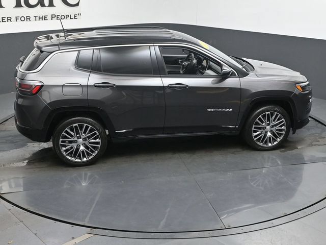 Used 2023 Jeep Compass Limited w/ Elite Group AWD/4WD image 40