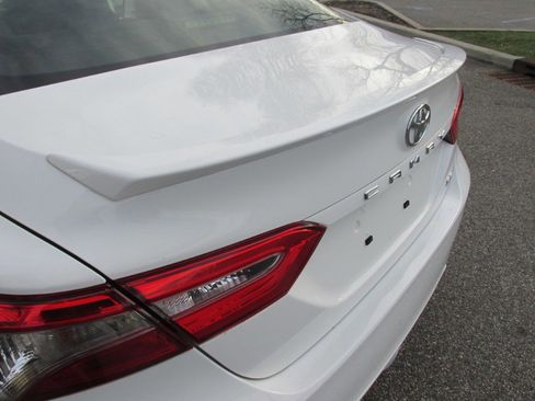 Used 2018 Toyota Camry SE image 55