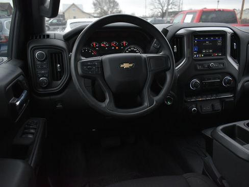 Used 2022 Chevrolet Silverado 1500 Custom image 17