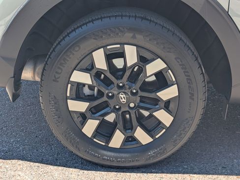 Used 2025 Hyundai Santa Cruz SEL image 7