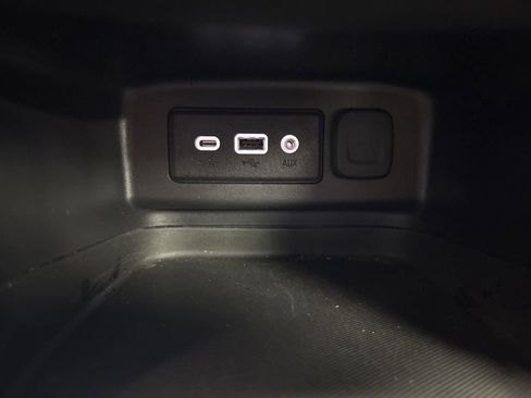 Certified 2024 Chevrolet Equinox LT FWD image 33