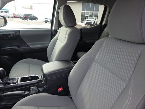 Certified 2023 Toyota Tacoma SR image 10