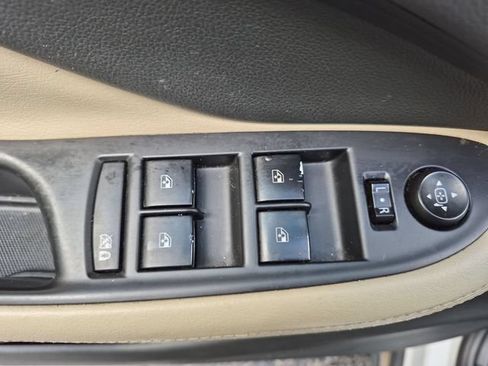 Used 2017 Buick Envision Essence FWD image 16