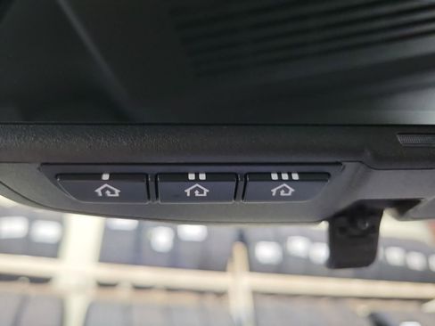 Used 2019 INFINITI QX80 Limited w/ All-Season Package image 36