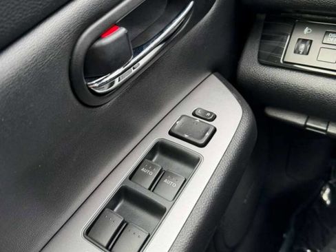 Used 2009 MAZDA MAZDA6 s Grand Touring w/ Moonroof & Bose Pkg image 22