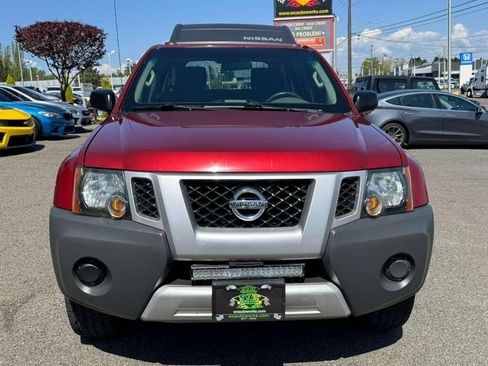 Used 2014 Nissan Xterra X AWD/4WD image 3