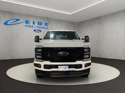 New 2026 Ford F350 Lariat w/ Black Appearance Package image 8