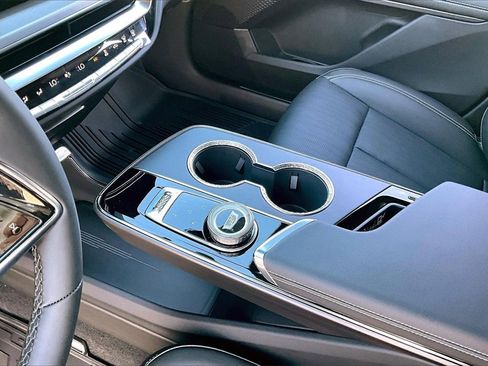 New 2026 Cadillac Lyriq Sport image 8