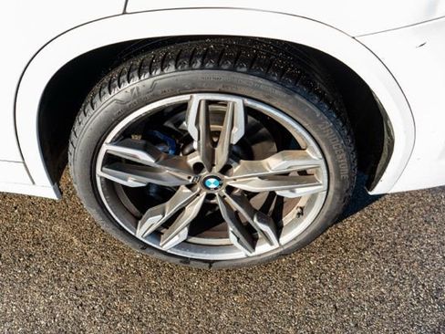 Used 2018 BMW X3 M40i image 10