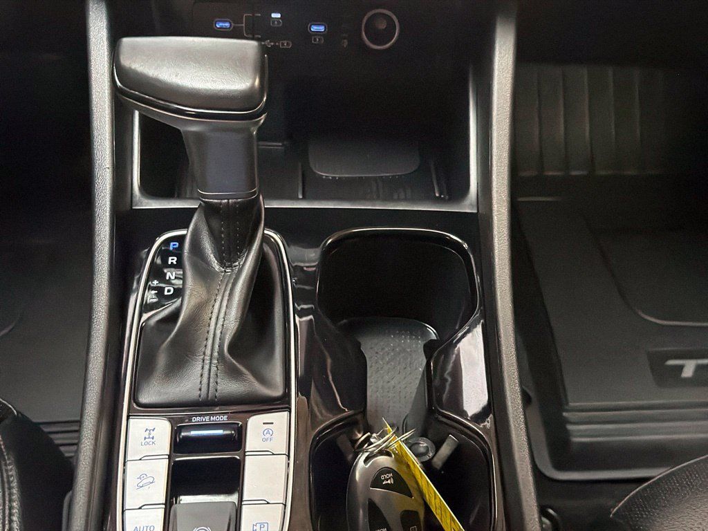 Used 2025 Hyundai Tucson SEL AWD/4WD image 17