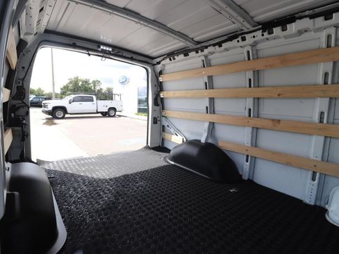 Used 2025 Chevrolet Express 2500 w/ Driver Convenience Package RWD image 12