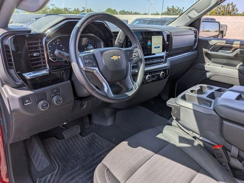 Used 2024 Chevrolet Silverado 1500 LT RWD image 6