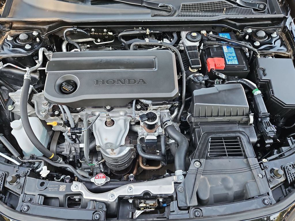 Used 2025 Honda Civic Sport image 35