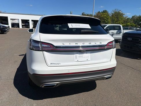Certified 2023 Lincoln Nautilus Reserve w/ Equipment Group 201A AWD/4WD image 5