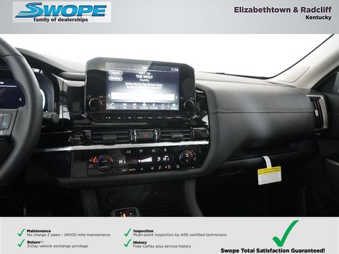 New 2025 Nissan Pathfinder Platinum image 21