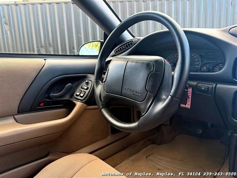 Used 1994 Chevrolet Camaro Z28 image 31