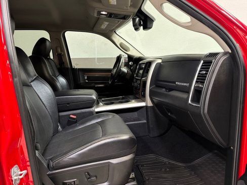 Used 2018 RAM 2500 Laramie w/ Convenience Group image 55