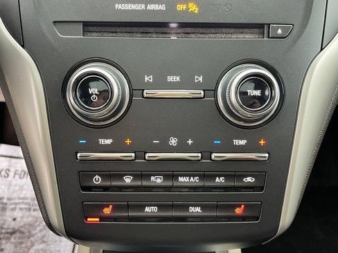 Used 2017 Lincoln MKC Select w/ Select Plus Package image 22