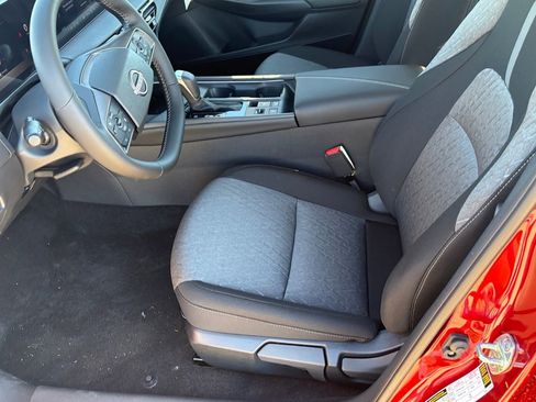 New 2026 Nissan Sentra SV image 18