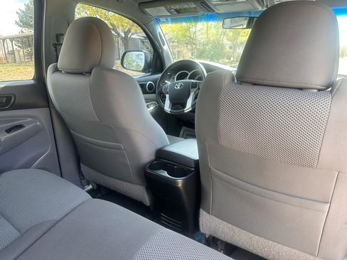 Used 2014 Toyota Tacoma 4x4 Double Cab w/ TRD Sport Package image 19