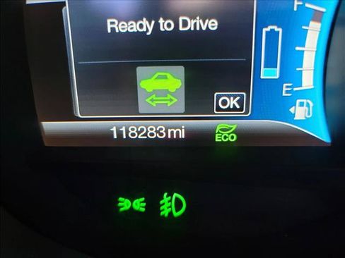 Used 2018 Ford Fusion Titanium FWD image 18