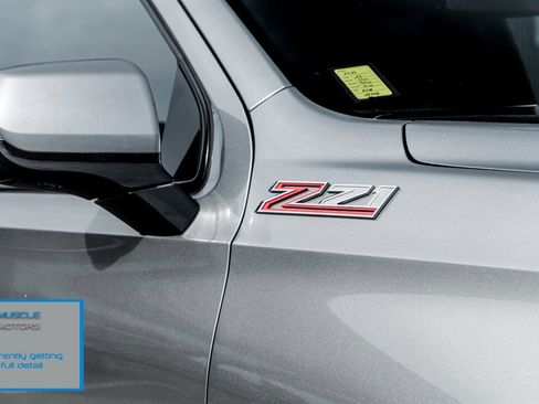 Used 2023 Chevrolet Tahoe Z71 w/ Luxury Package AWD/4WD image 9