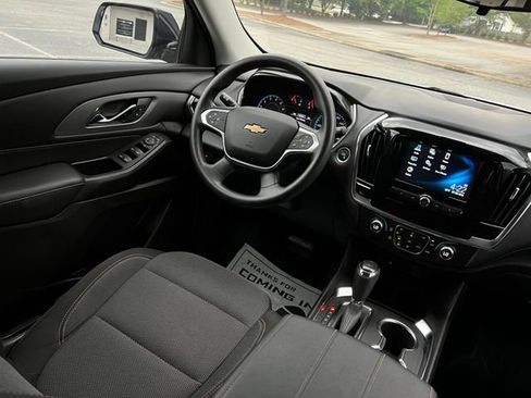 Used 2019 Chevrolet Traverse LS FWD image 28