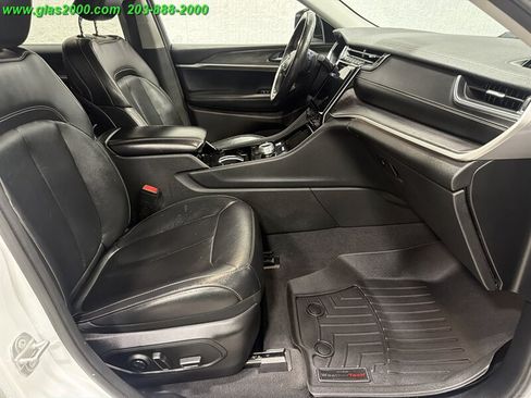 Used 2021 Jeep Grand Cherokee L Limited AWD/4WD image 21