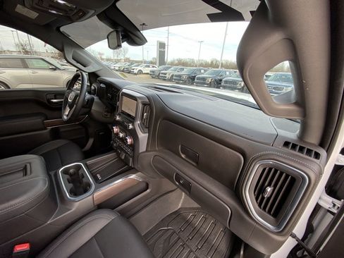 Used 2022 GMC Sierra 1500 SLT w/ SLT Premium Plus Package image 31
