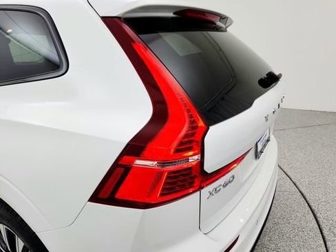Certified 2025 Volvo XC60 B5 Plus image 33