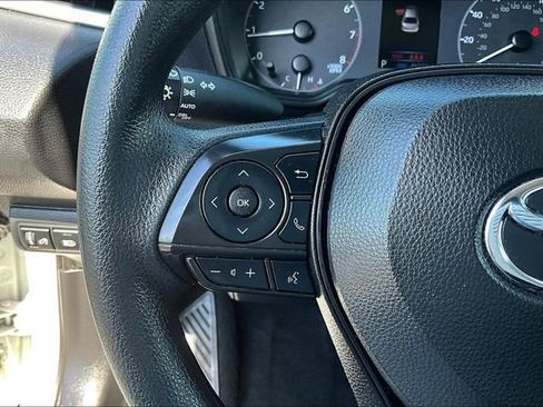 Used 2024 Toyota Corolla LE FWD image 10