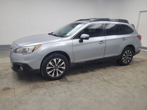 Used 2017 Subaru Outback 2.5i Limited image 2